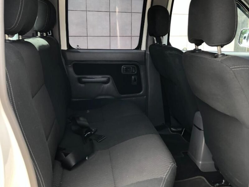 2021 Nissan NP300 Hardbody 2.5TDi Double Cab Hi-Rider For Sale in KZN