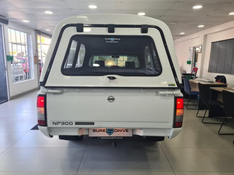 2018 Nissan NP300 Hardbody 2.0 For Sale in KZN