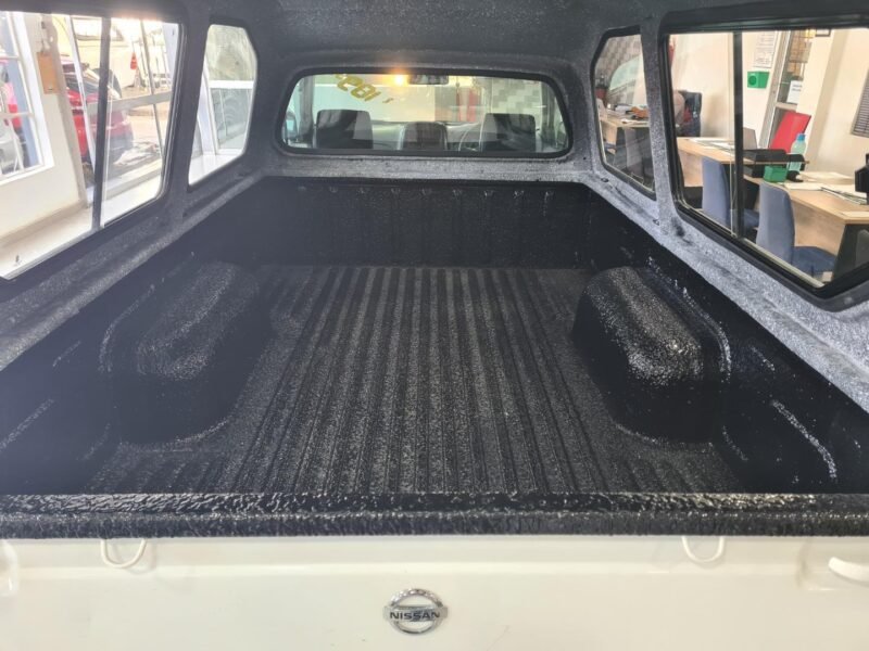 2018 Nissan NP300 Hardbody 2.0 For Sale in KZN
