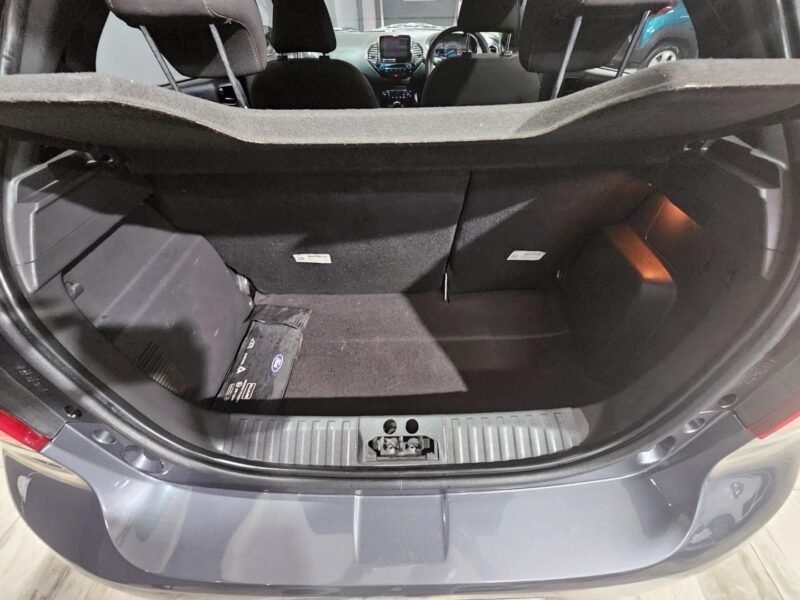 2021 Ford Figo Hatch 1.5 Titanium For Sale in KZN