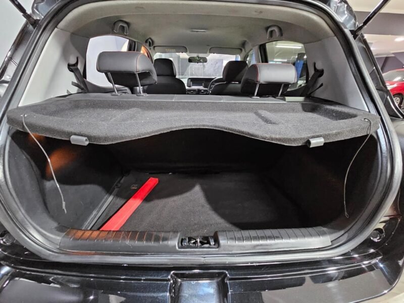 2023 Hyundai Grand i10 1.0 Motion Hatch Manual For Sale in KZN