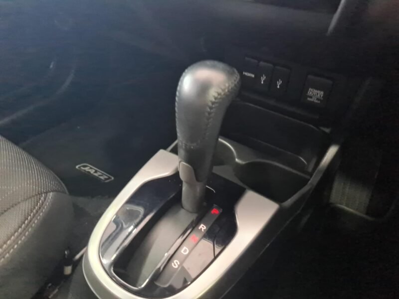 2015 Honda Jazz 1.5 Dynamic Auto For Sale in KZN