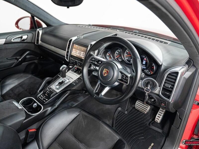 2015 Porsche Cayenne GTS For Sale in KZN