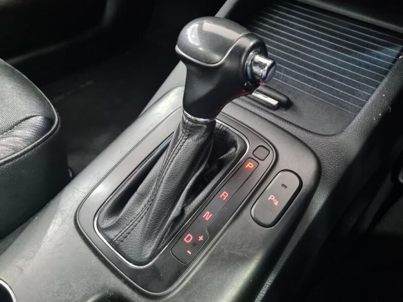 2015 Kia Cerato Koup 1.6T Auto For Sale in KZN