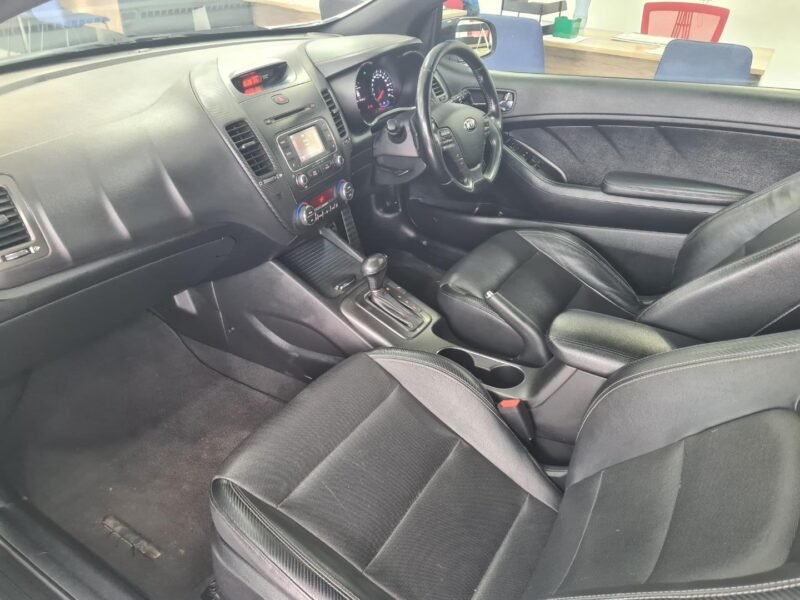 2015 Kia Cerato Koup 1.6T Auto For Sale in KZN