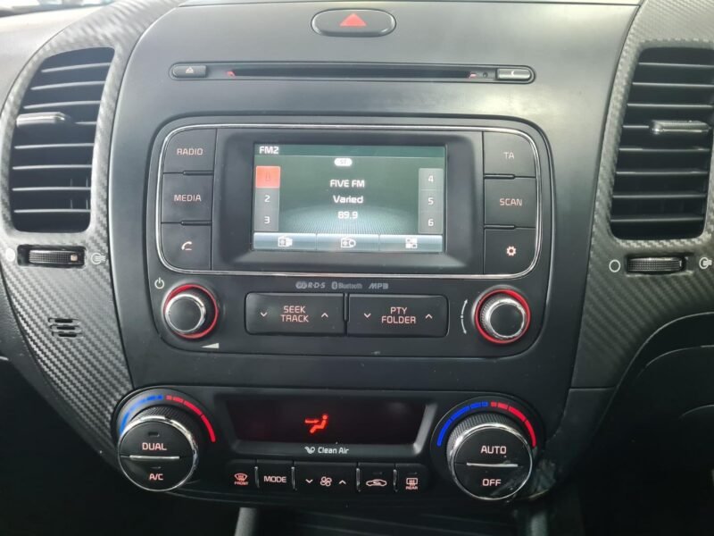 2015 Kia Cerato Koup 1.6T Auto For Sale in KZN
