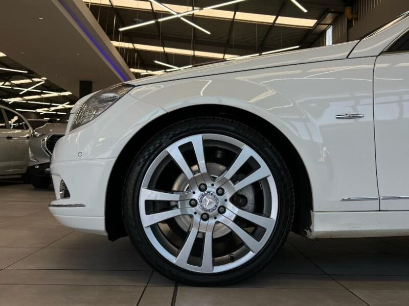 2010 Mercedes-Benz C-Class C200 Kompressor Elegance Auto For Sale in KZN