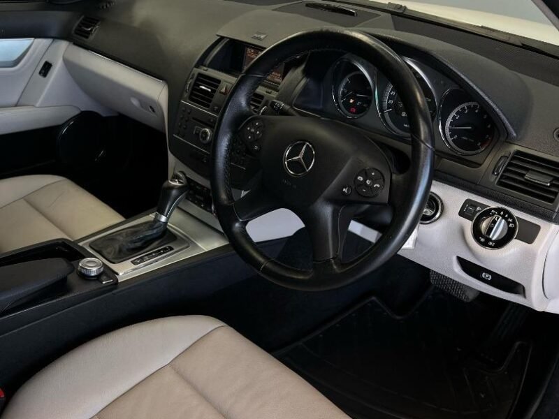2010 Mercedes-Benz C-Class C200 Kompressor Elegance Auto For Sale in KZN