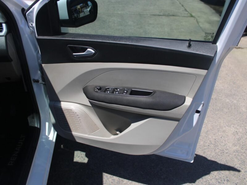 2021 Renault Triber 1.0 Prestige For Sale in KZN