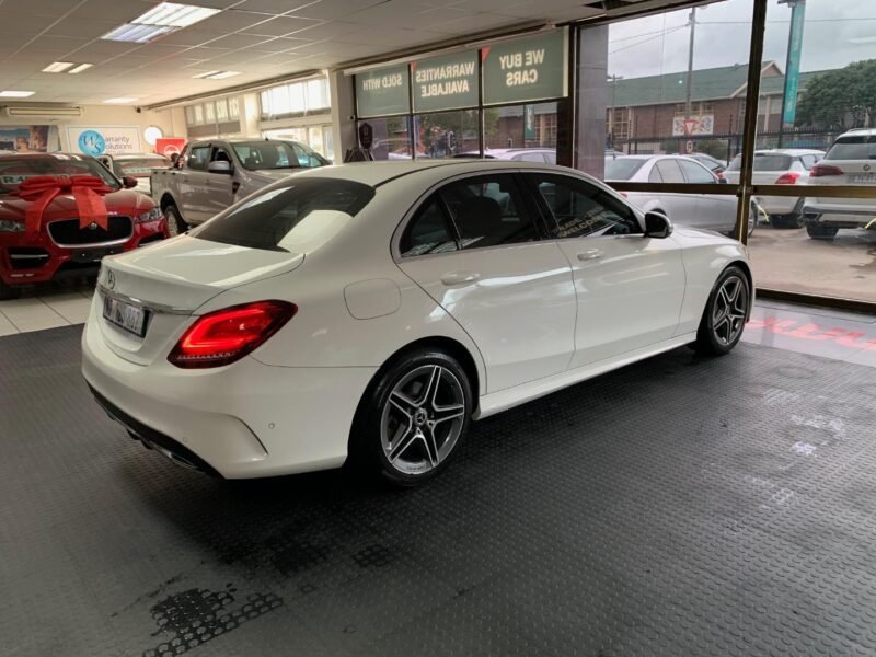 2018 Mercedes-Benz C-Class C220d AMG Line Auto For Sale in KZN