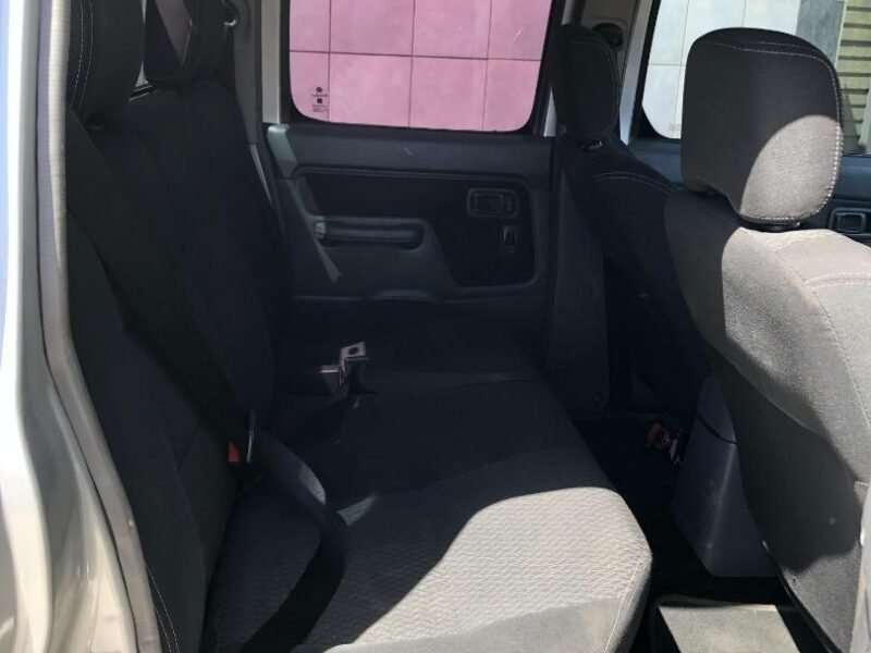 2017 Nissan NP300 Hardbody 2.5TDi Double Cab Hi-Rider For Sale in KZN