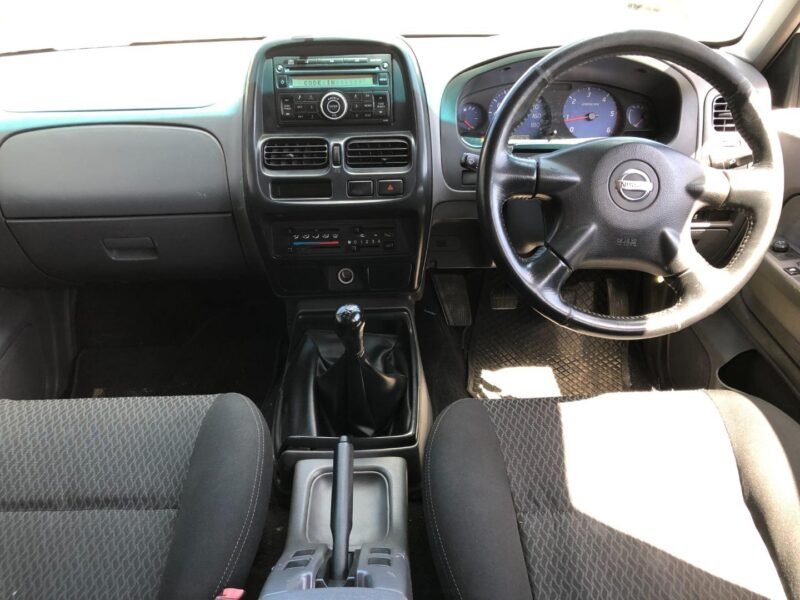 2017 Nissan NP300 Hardbody 2.5TDi Double Cab Hi-Rider For Sale in KZN