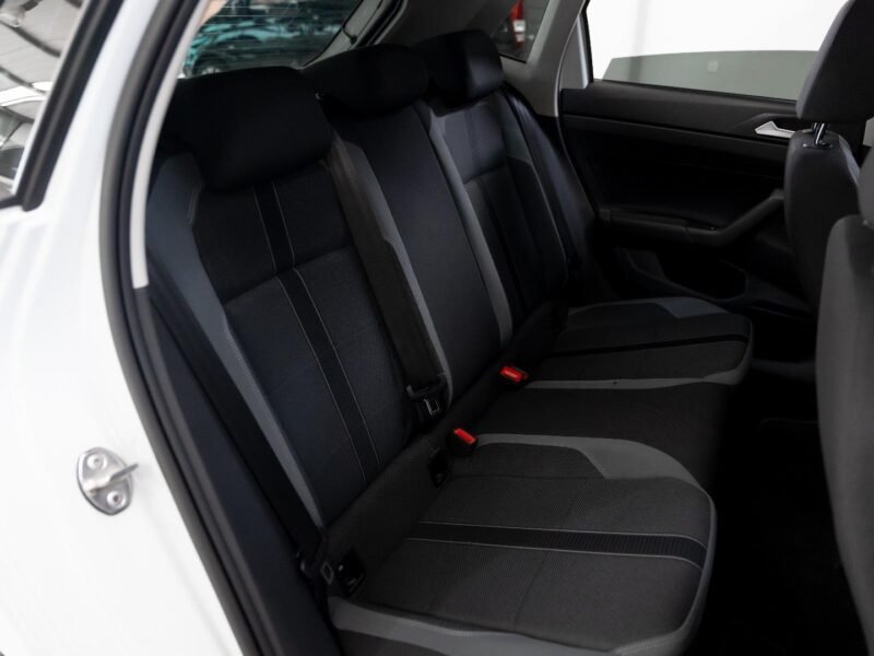 2021 Volkswagen Polo Hatch 1.0TSI Highline R-Line Auto For Sale in KZN