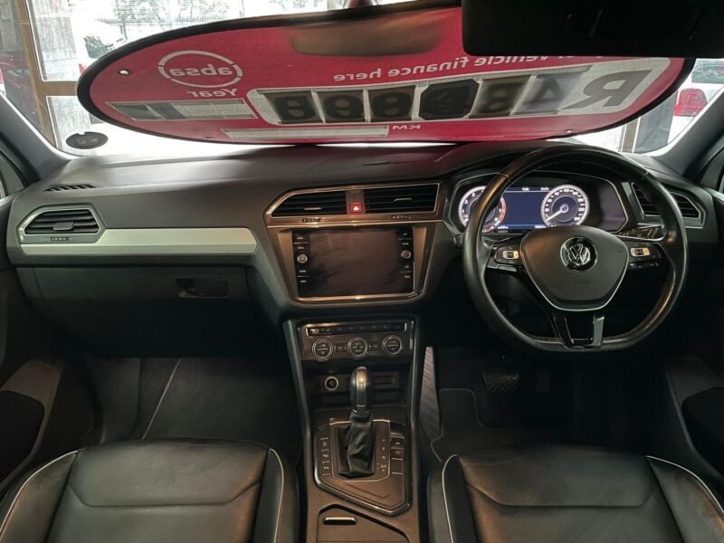 2018 Volkswagen Tiguan 1.4TSI Comfortline R-Line Auto For Sale in KZN