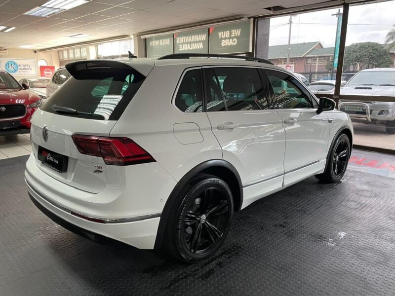 2018 Volkswagen Tiguan 1.4TSI Comfortline R-Line Auto For Sale in KZN