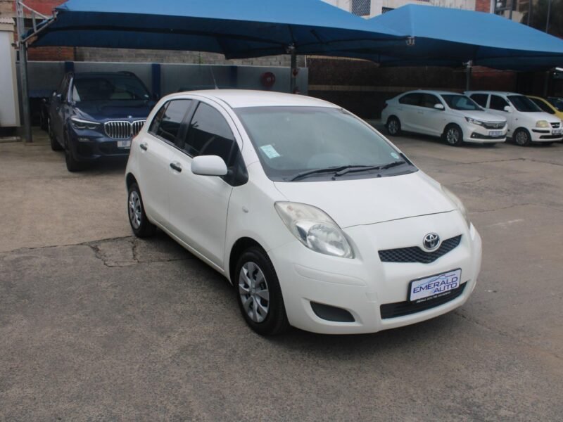 2009 Toyota Yaris 1.3 5-Door T3 For Sale in KZN