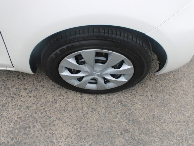 2009 Toyota Yaris 1.3 5-Door T3 For Sale in KZN