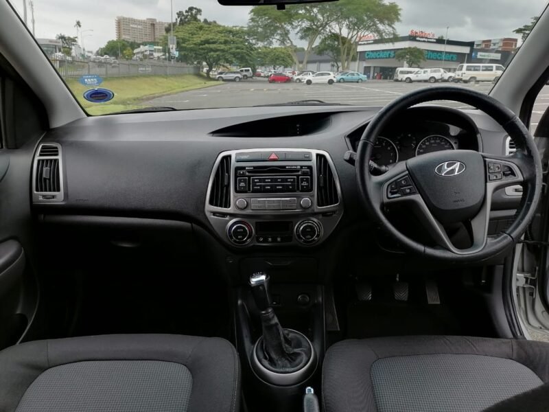 2014 Hyundai i20 1.4 Glide For Sale in KZN