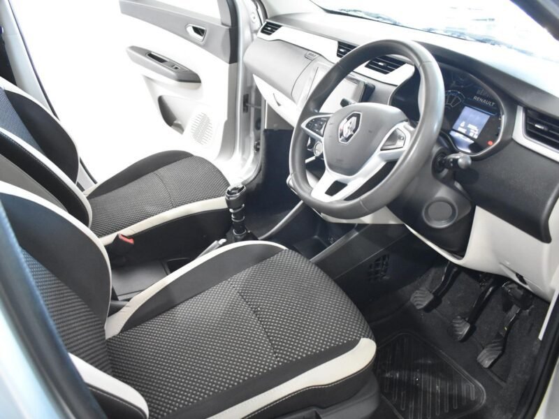 2022 Renault Triber 1.0 Prestige For Sale in KZN