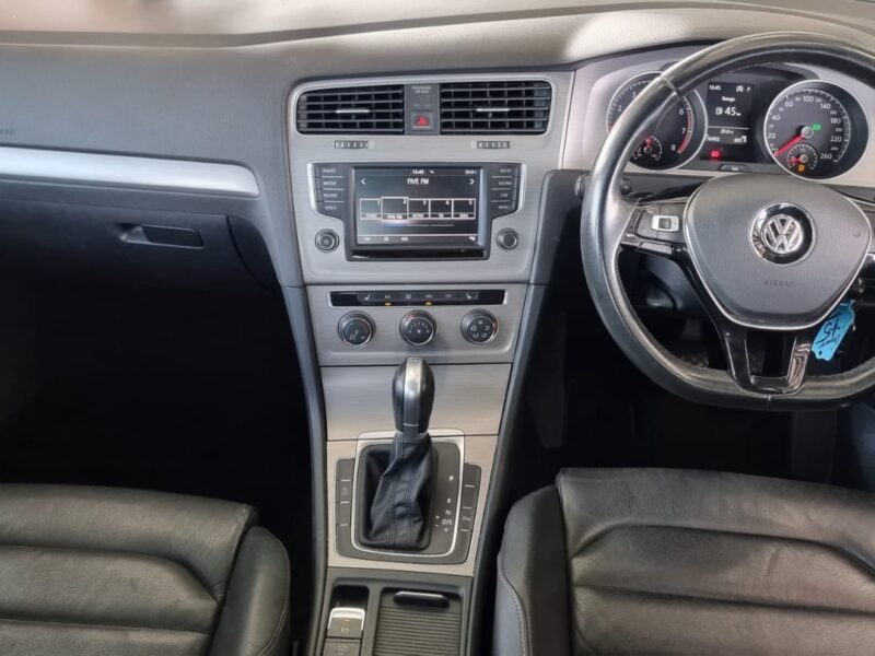 2017 Volkswagen Golf 1.4TSI Comfortline Auto For Sale in KZN