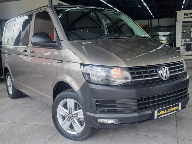 2017 Volkswagen Transporter 2.0BiTDI Crew Bus SWB Auto For Sale in KZN