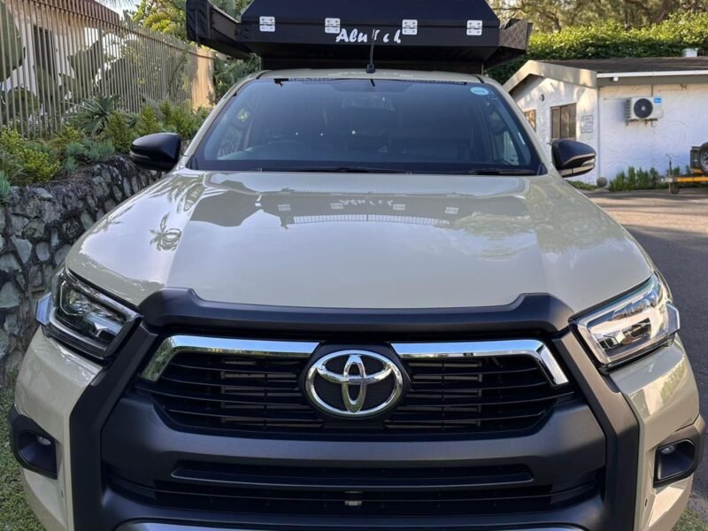 2021 Toyota Hilux 2.8GD-6 Xtra Cab 4x4 Legend Auto For Sale in KZN