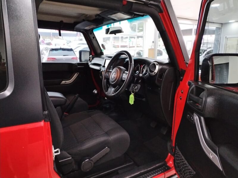 2013 Jeep Wrangler 3.6L Rubicon For Sale in KZN