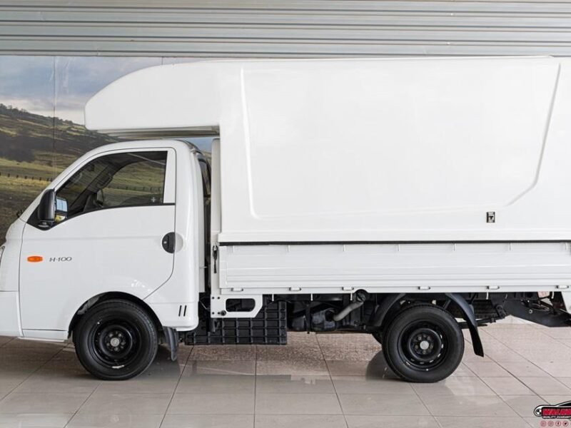 2021 Hyundai H-100 Bakkie 2.6D Deck For Sale in KZN