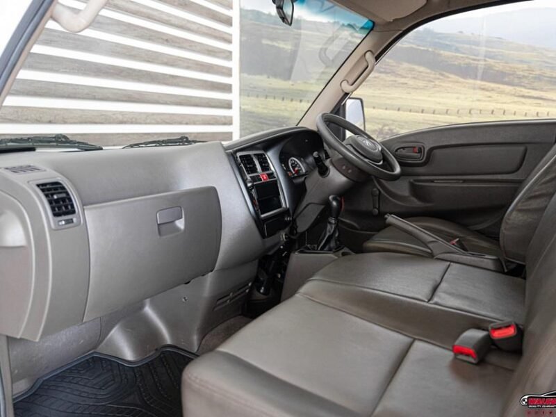 2021 Hyundai H-100 Bakkie 2.6D Deck For Sale in KZN