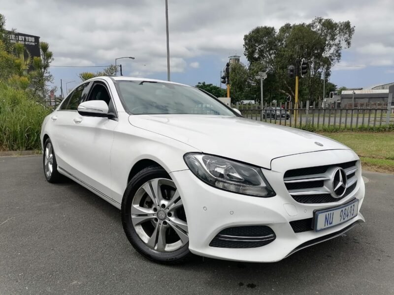 2015 Mercedes-Benz C-Class C220 Bluetec Avantgarde Auto For Sale in KZN