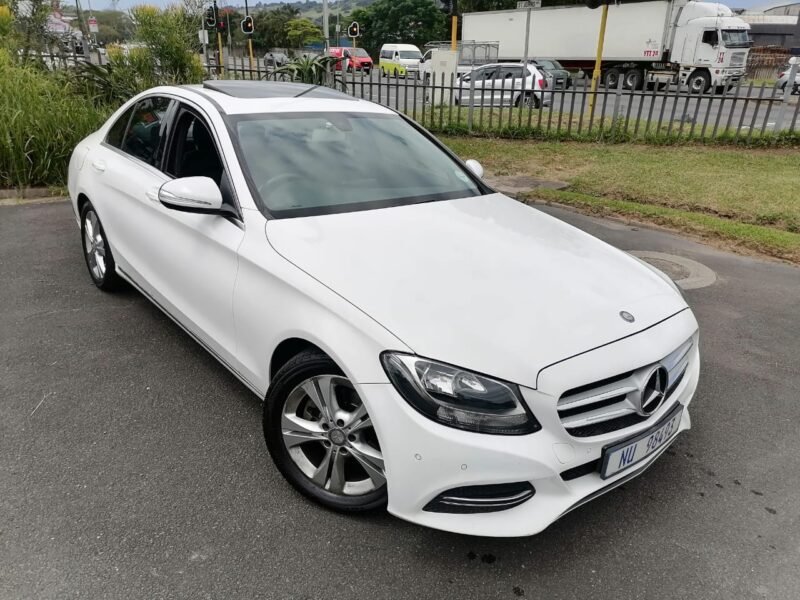 2015 Mercedes-Benz C-Class C220 Bluetec Avantgarde Auto For Sale in KZN