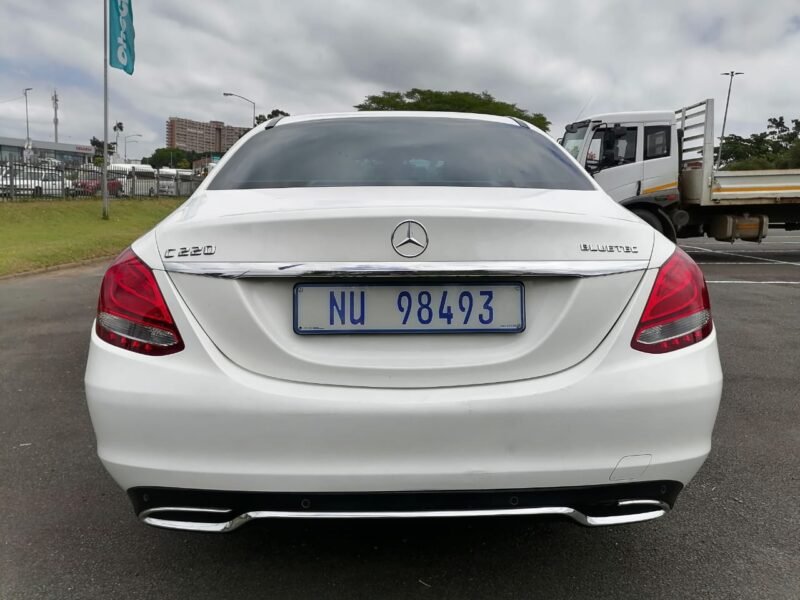 2015 Mercedes-Benz C-Class C220 Bluetec Avantgarde Auto For Sale in KZN
