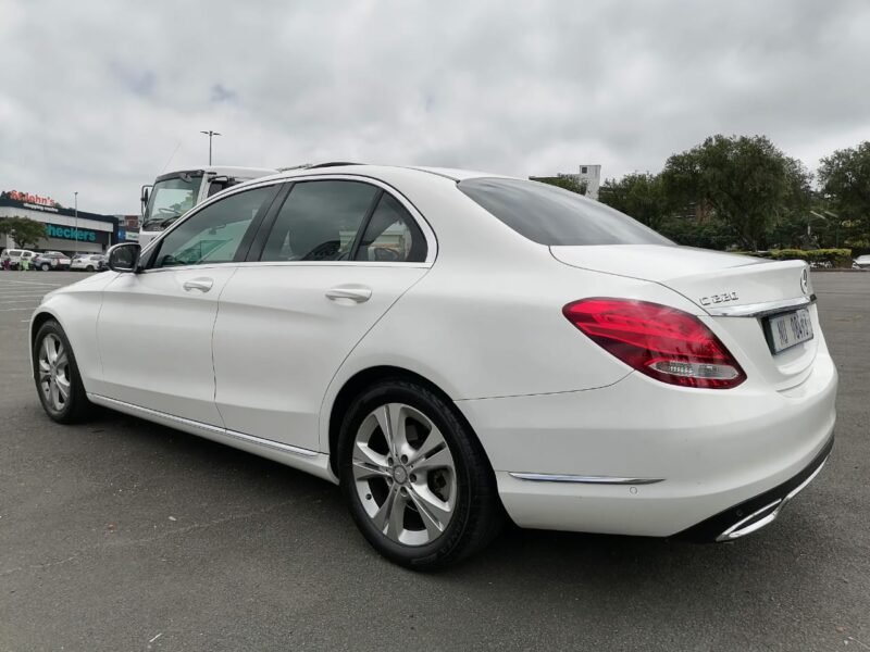 2015 Mercedes-Benz C-Class C220 Bluetec Avantgarde Auto For Sale in KZN