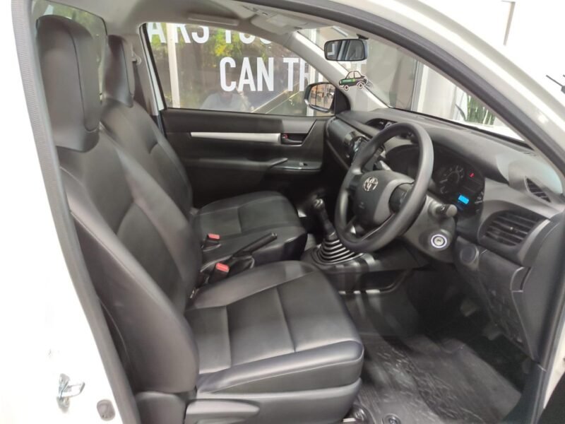 2023 Toyota Hilux 2.4GD S (Aircon) For Sale in KZN