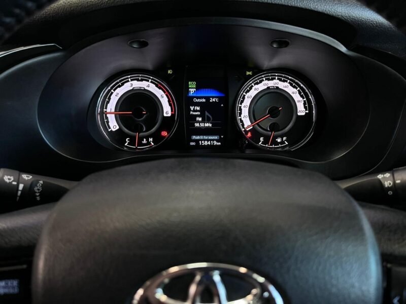 2019 Toyota Hilux 2.8GD-6 Double Cab Legend 50 Auto For Sale in KZN