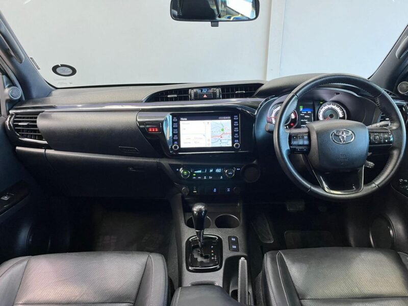 2019 Toyota Hilux 2.8GD-6 Double Cab Legend 50 Auto For Sale in KZN