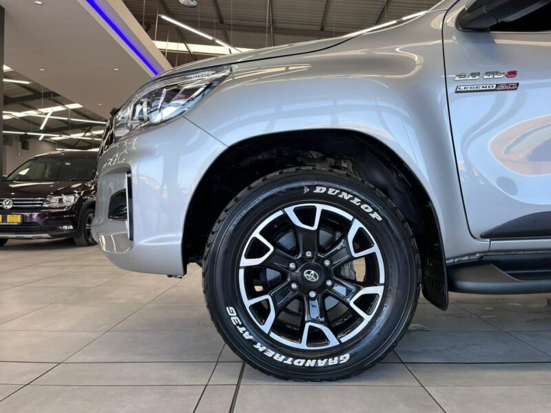 2019 Toyota Hilux 2.8GD-6 Double Cab Legend 50 Auto For Sale in KZN