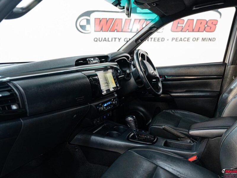 2020 Toyota Hilux 2.8GD-6 Double Cab Legend 50 Auto For Sale in KZN