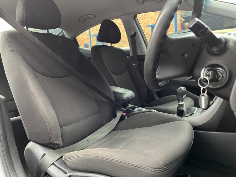 2015 Hyundai Elantra 1.6 Premium For Sale in KZN