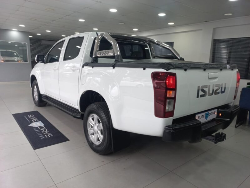 2015 Isuzu KB 250D-Teq Double Cab LE For Sale in KZN
