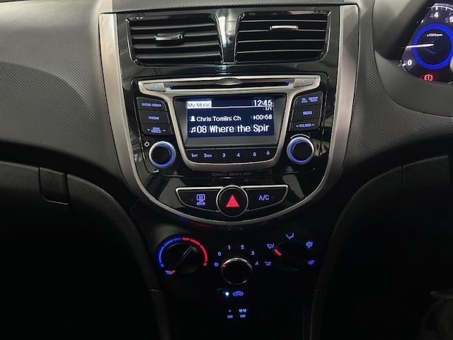 2018 Hyundai Accent Sedan 1.6 Fluid For Sale in KZN