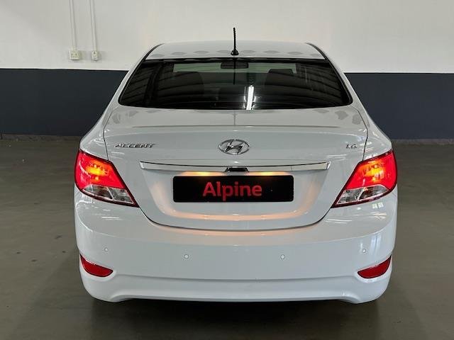 2018 Hyundai Accent Sedan 1.6 Fluid For Sale in KZN