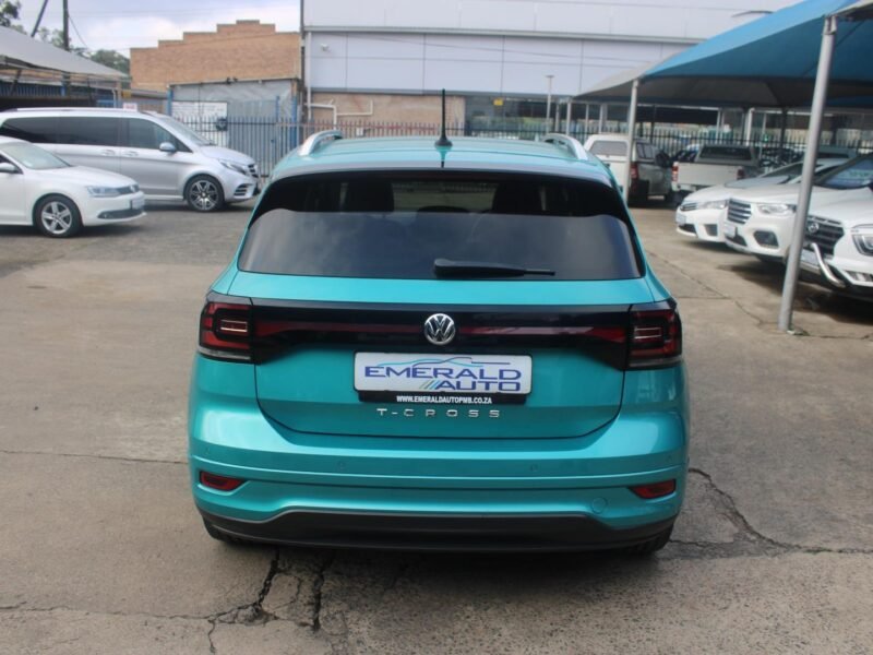 2020 Volkswagen T-Cross 1.0TSI 85kW Highline R-Line For Sale in KZN