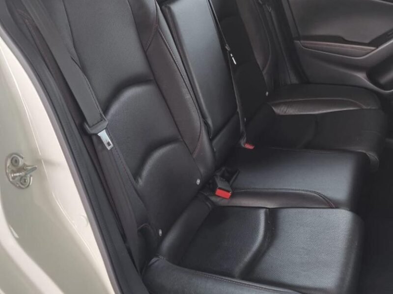 2016 Mazda Mazda3 Hatch 1.6 Dynamic For Sale in KZN