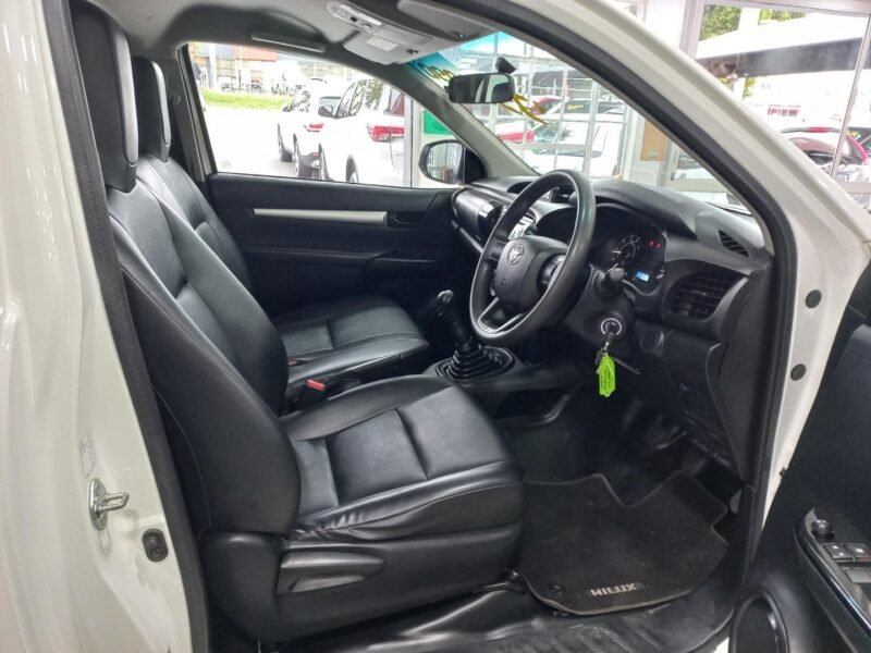 2021 Toyota Hilux 2.4GD S (Aircon) For Sale in KZN