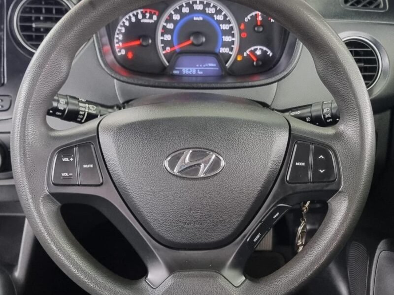 2016 Hyundai Grand i10 1.25 Fluid For Sale in KZN
