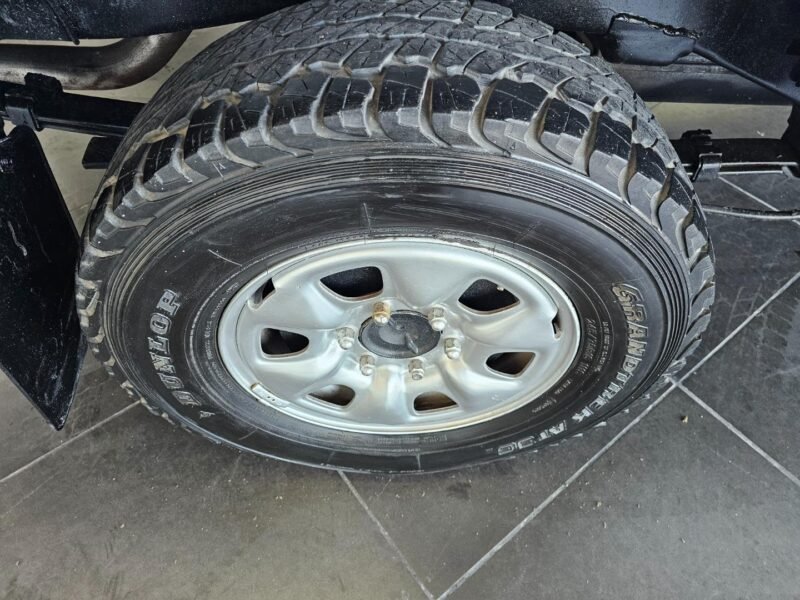 2012 Toyota Hilux 2.5D-4D 4x4 SRX For Sale in KZN