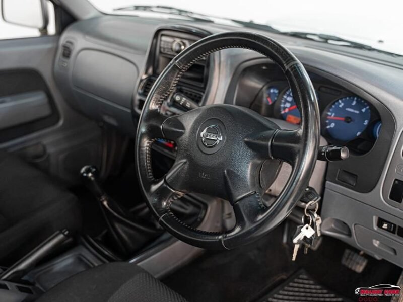 2019 Nissan NP300 Hardbody 2.5TDi Hi-Rider For Sale in KZN