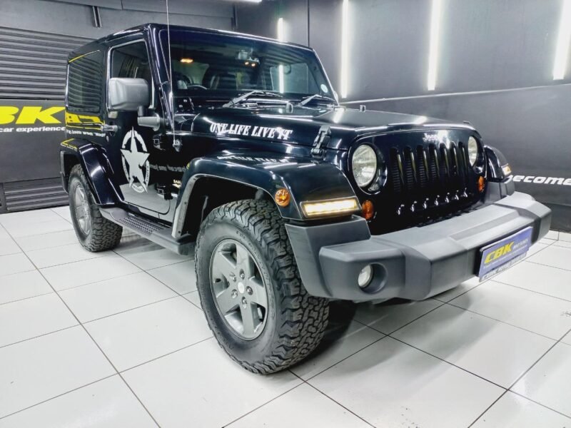 2013 Jeep Wrangler 3.6L Sahara For Sale in KZN