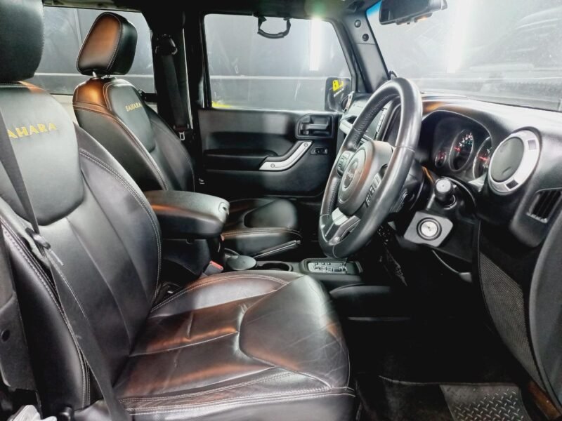 2013 Jeep Wrangler 3.6L Sahara For Sale in KZN